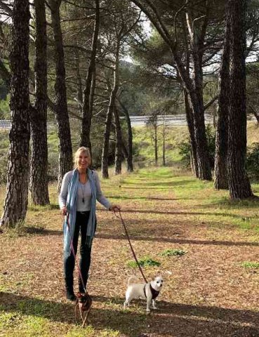 Fiona with Princess & Rio, after enjoying a lunch break and little walk just over the border into Andalucía, on their journey from S.Devon to Mijas Costa, S.Spain.